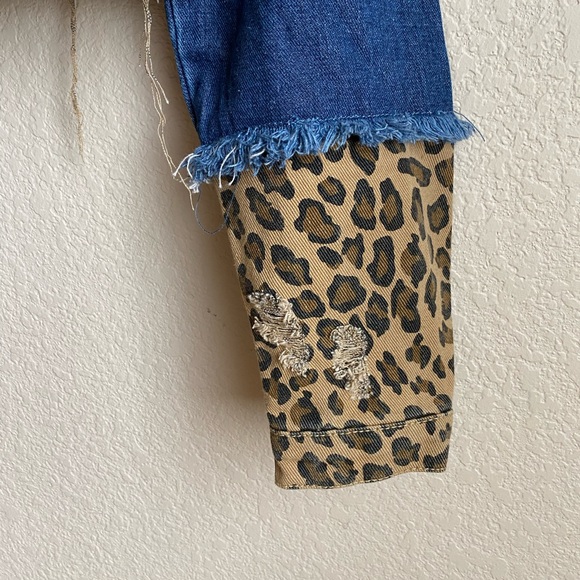 Jean Jacket Cheetah print crop - Picture 4 of 8